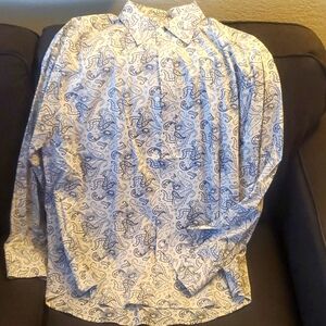 Men's casual button down shirt